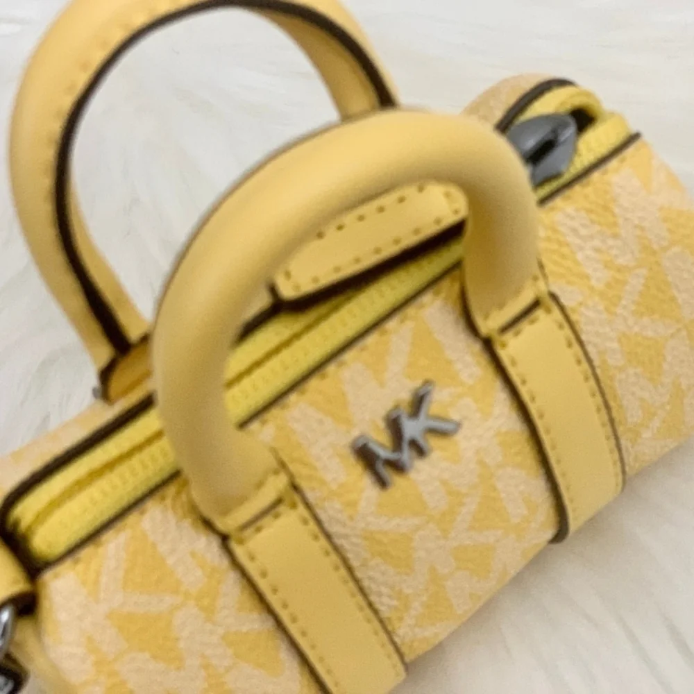 💛▪️MICHAEL KORS ▪️yellow MICRO DUFFLE KEYFOB BAG 4.5 x 3